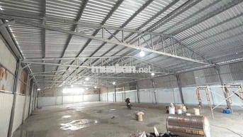 cần cho thuê gấp kho xưởng 800m2 mới tinh tươm