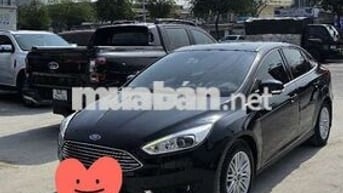 Focus 2019 Titanium 1.5L EcoBoost (sedan) - 98000k
