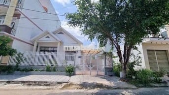 🌻C.G - CHO THUÊ NHÀ BIỆT THỰ SÂN VƯỜN 380M2 FULL NỘI THẤT KDC MIỀN NAM