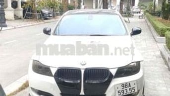 BMW 2010 Trắng 5 chỗ Tự động