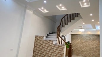 Bán nhà 5 tầng ngõ văn hương phường quốc tử giám