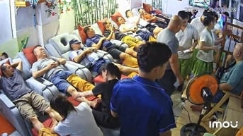 Cần tuyển gấp do lượng khách đông đột ngột 