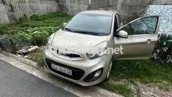 Kia Picanto Số tự động Vàng cát