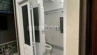 Cho thuê phòng trọ căn góc 2 mặt tiền đường Phan Xích Long, Phú Nhuận