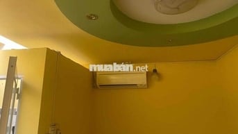 Phòng Trọ Có Máy Lạnh, Máy Nước Nóng Toilet Riêng Rất An Ninh