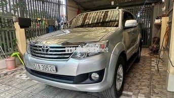 Toyota Fortuner 2012 AT xe mua mơi 1 chủ