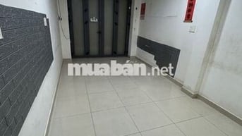 Cho thuê nhà kinh doanh, cách chợ Thuốc tây Nguyễn Giảng Thanh 100m.