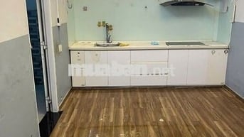 Cho thuê nhà nguyên căn 2PN, 1WC, 79m²,2 máy lạnh,sân rộng, hẻm xe hơi