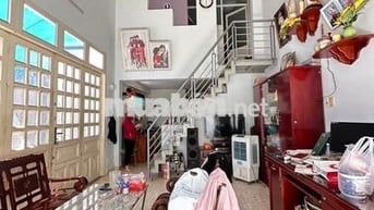 Trung tâm quận Tân Phú, Sài Gòn, Đường Tân Hương