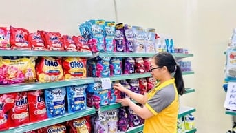 Tuyển Gấp Nhân Viên Phụ Quầy Hàng Cuối Năm 2025