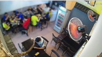 Giá thuê chỉ 15tr , sang quán đầy đủ đồ kinh doanh còn mới 