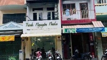 Nhà mặt tiền 2 tầng Lò Siêu Q11 sầm uất 42m2 ( 3.6m x 12m) tiện kd