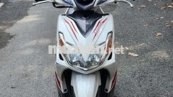 Yamaha Luvias màu Trắng