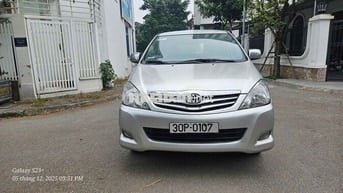 Toyota Innova 2009 MT