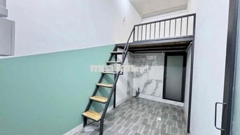 Phòng trọ giá rẻ gác cao ngay Nguyễn Văn Quá - Công viên phần mềm Q12