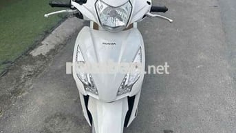 Honda Vision màu Trắng