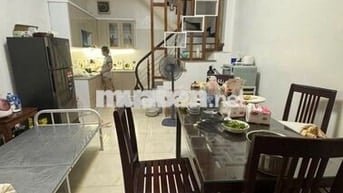 HIẾM - DÂN XÂY - TRUNG TÂM ĐỐNG ĐA -CỰC THOÁNG MÁT