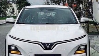 VinFast VF6 Tiêu chuẩn Trắng