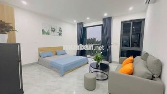 CHO THUÊ CĂN HỘ STUDIO FULL NỘI THẤT BAN CÔNG NGAY GOLDMARK CITY