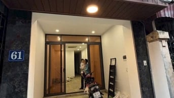 Cho thuê nhà ngõ 264/17 đường Âu Cơ, phường Hồng Hà, DT 50m2x5 tầng 