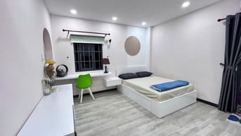 CC 152/11 NGUYỄN THỊ TẦN P2Q8 CH SÂN VƯỜN 105,1M2 SỔ SẴN NT XỊN XÒ