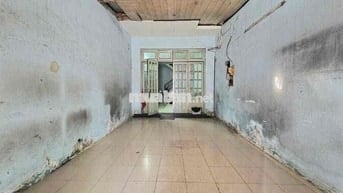 Mặt tiền kd sầm uất , nhà to 101m2 ( 3.9m x 26m) Tân Phú