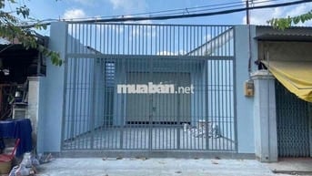 Nhà mặt tiền LT Kim Xuân Thới Sơn Hoc Môn chính chủ cần bán