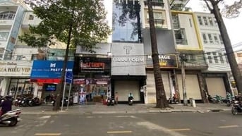 Mặt Tiền Trần Quang Khải Đúng 1 Căn  giá 31 tỷ ,4x21, 84m2, 5 tầng 