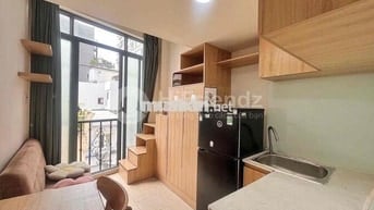 CHO THUÊ PHÒNG GÁC FULL NỘI THẤT - FREE XE - TRUNG TÂM Q4