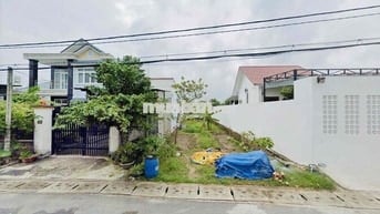 Chính chủ cần bán gấp lô đất 141m2 ngay chợ Tân Phú Trung giá 660tr