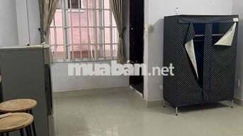 Phòng 20m2 Bình Thạnh có wc , máy lạnh , tủ lạnh