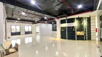 Cho thuê 180m2 tầng 4 Mặt phố Trịnh Đình Cửu, Hoàng Mai