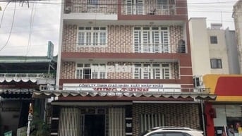 Nhà Mặt Tiền 10x16 2lầu 4phòng lớn 8tolet