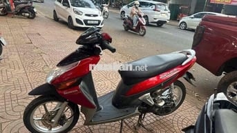 honda click màu đỏ
