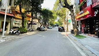 Bán nhà mặt phố Nguyễn Bỉnh Khiêm, 75m2 mặt tiền 5,25m, 40.5 tỷ