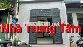 NHÀ RỘNG - HẺM 2 NGUYỄN VIỆT HỒNG