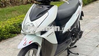 HONDA CLICK 2013 xe còn đẹp, em đi giữ gìn