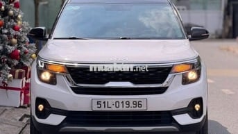 Kia Seltos Luxury màu Trắng