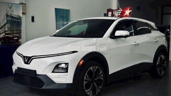 VinFast VF6 PLUS Limited 2025 Trắng