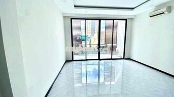 Cho Thuê SÀN VĂN PHÒNG 40m2, CÓ THANG MÁY - MẶT TIỀN TRUNG TÂM QUẬN 1.