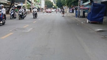 Bán nhà: Mặt tiền Lãnh Binh Thăng P.12 Q.11 TpHCM -dt:4x13m trệt 2 lầu