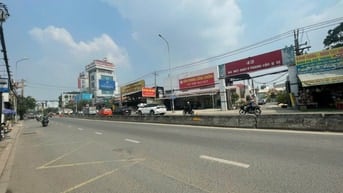 Ngộp, Góc 2 Mặt tiền Hà Huy Giáp - DT: 21x62m XD: Hầm 9 tầng Giá 85 Tỷ