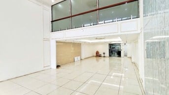 Cho thuê mặt bằng 130m2 làm Ngân hàng, Phòng khám, Salon tóc …