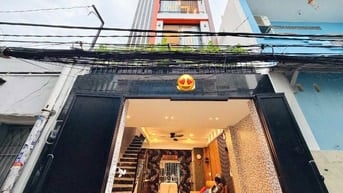 Nhà đẹp DT 49,7m2 giá 2,15 tỷ đường Hoàng Hoa Thám P6 Q.Bình Thạnh