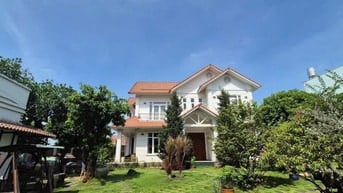 Biệt thự MT Đỗ Văn Thi, Hiệp Hoà, Biên Hoà: 25 x 27= 1027m2, giá 75 tỷ