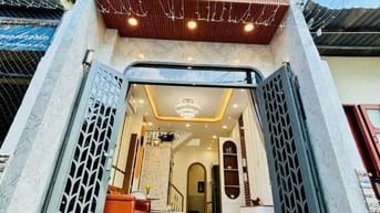 CẦN TIỀN BÁN GẤP NHÀ PHÚ NHUẬN giá 3TỶ790, HXH, FULL nội thất, LH NGAY