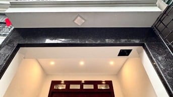 Bán nhà Ngọc Lâm Long Biên 57m 6 tầng, , Ngõ thông,Tặng nội thất