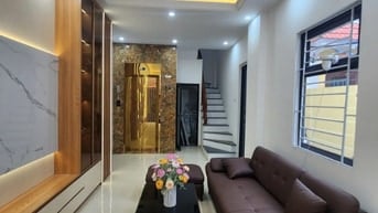 Nhà 5 Tầng Vạn Phúc 35m2 xây mới thang máy Full Đồ, kinh doanh