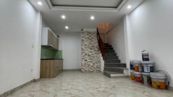 Bán nhà Thanh liệt 5,5 tầng xây mới chất lượng SĐCC gần đường chính