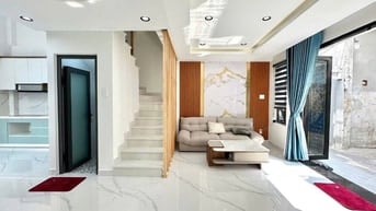 Nhà 2 tầng đường Nguyễn Văn Thủ, Quận 1 - Giá 2,550 tỷ - Gần trường